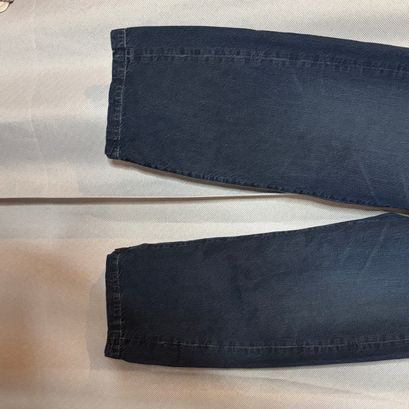 AG Jeans Hattie High-Rise Barrel Jeans Size 29 Japanese Fabric Dark Wash - Picture 3 of 8